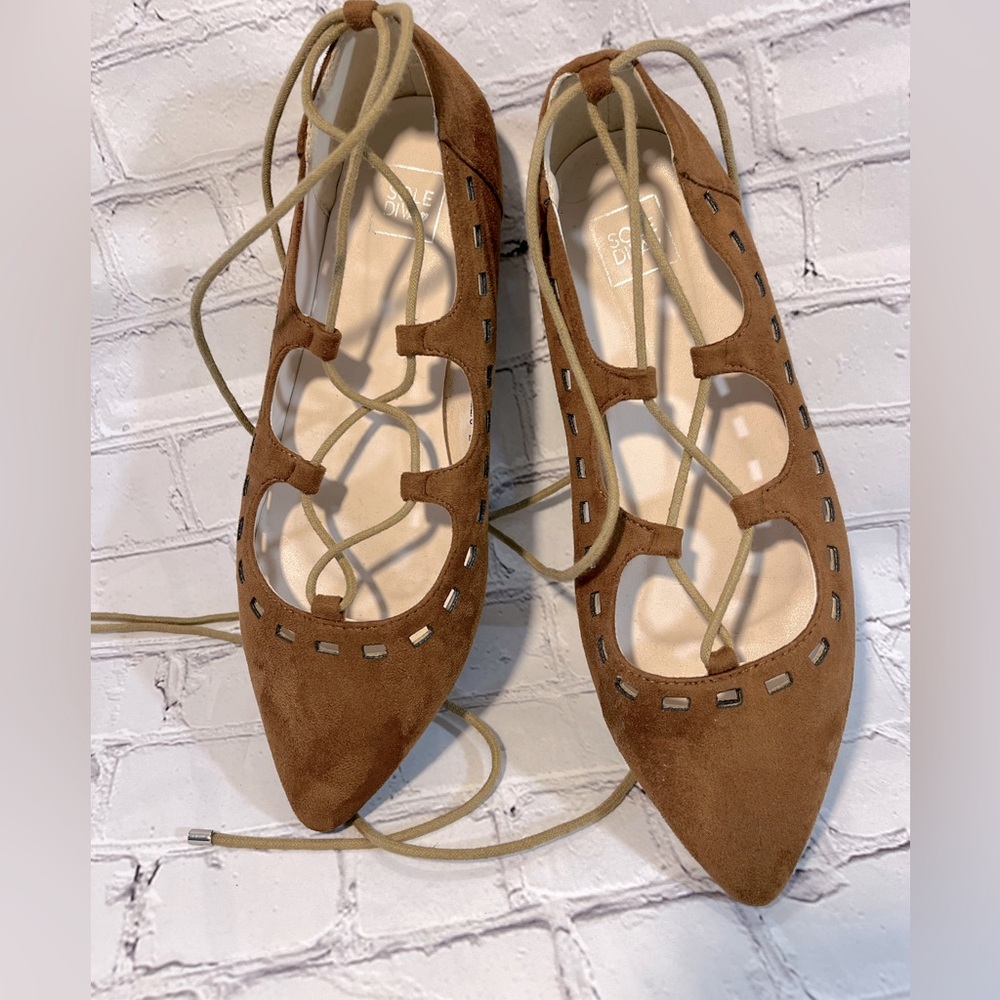 SOLE DIVA Ballet Flats Pointy Toe Ankle Strap Lace Up Cognac-9